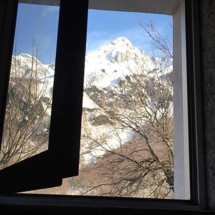 Guest House Emanueli Tropoje Экстерьер фото